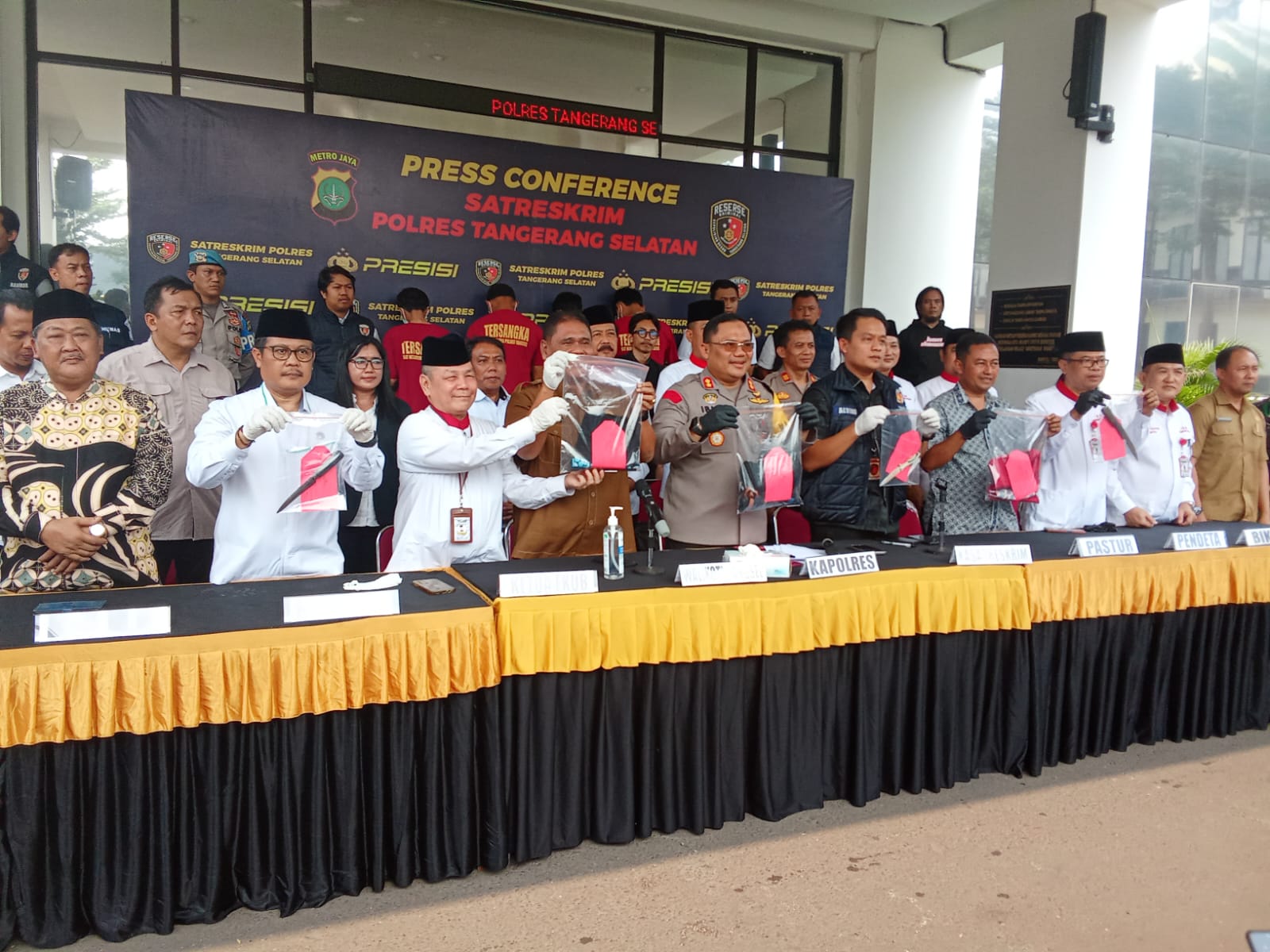 Akhirnya-Oknum-Pelaku-Intoleran-D-dan-Kawan-Dijerat-Hukum-Oleh-Mapolres-Tangerang-Selatan.jpg