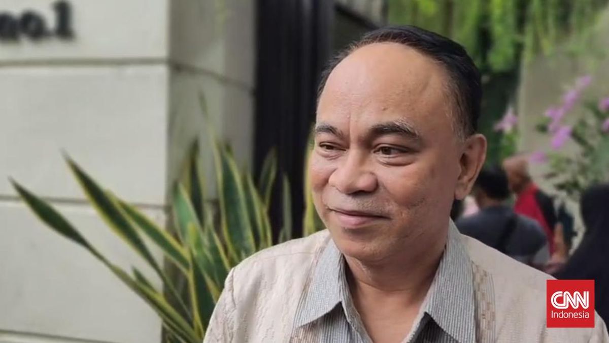 lebaran-ke-rumah-jokowi-budi-arie-sempat-bicarakan-kopdes-merah-putih-1743561846571_169.jpeg