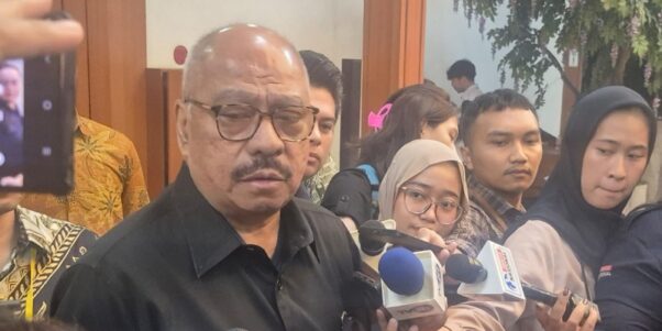 183265_07413008082025_Anggota_Dewan_Pembina_Partai_Golkar_Melchias_Markus_Mekeng_RMOL-e1754660502670.jpeg